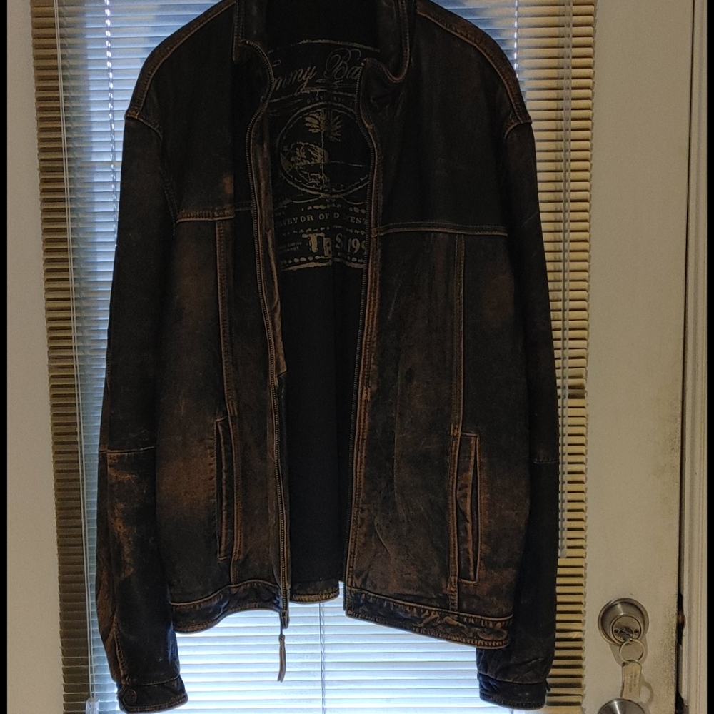 Tommy Bahamas men's XL distressed leather jacket